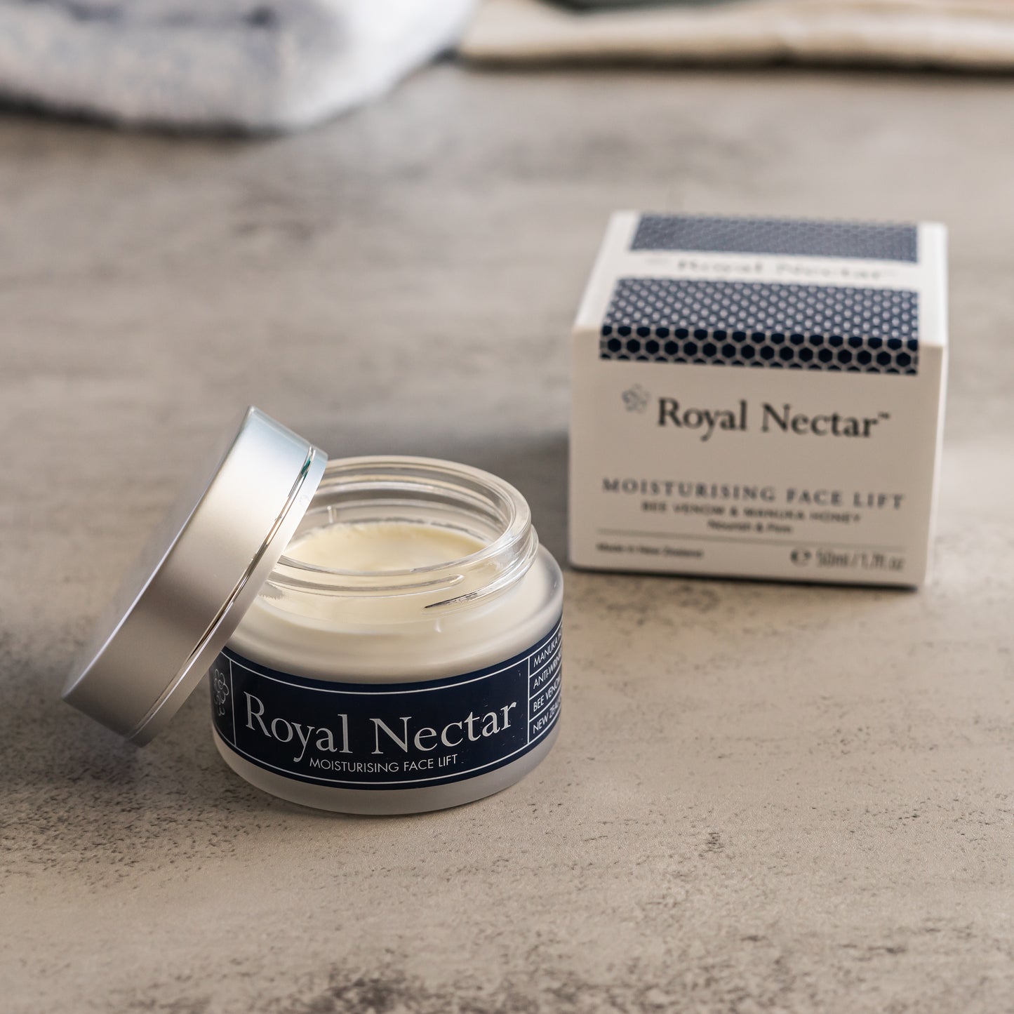 Royal Nectar Moisturizing Face Lift